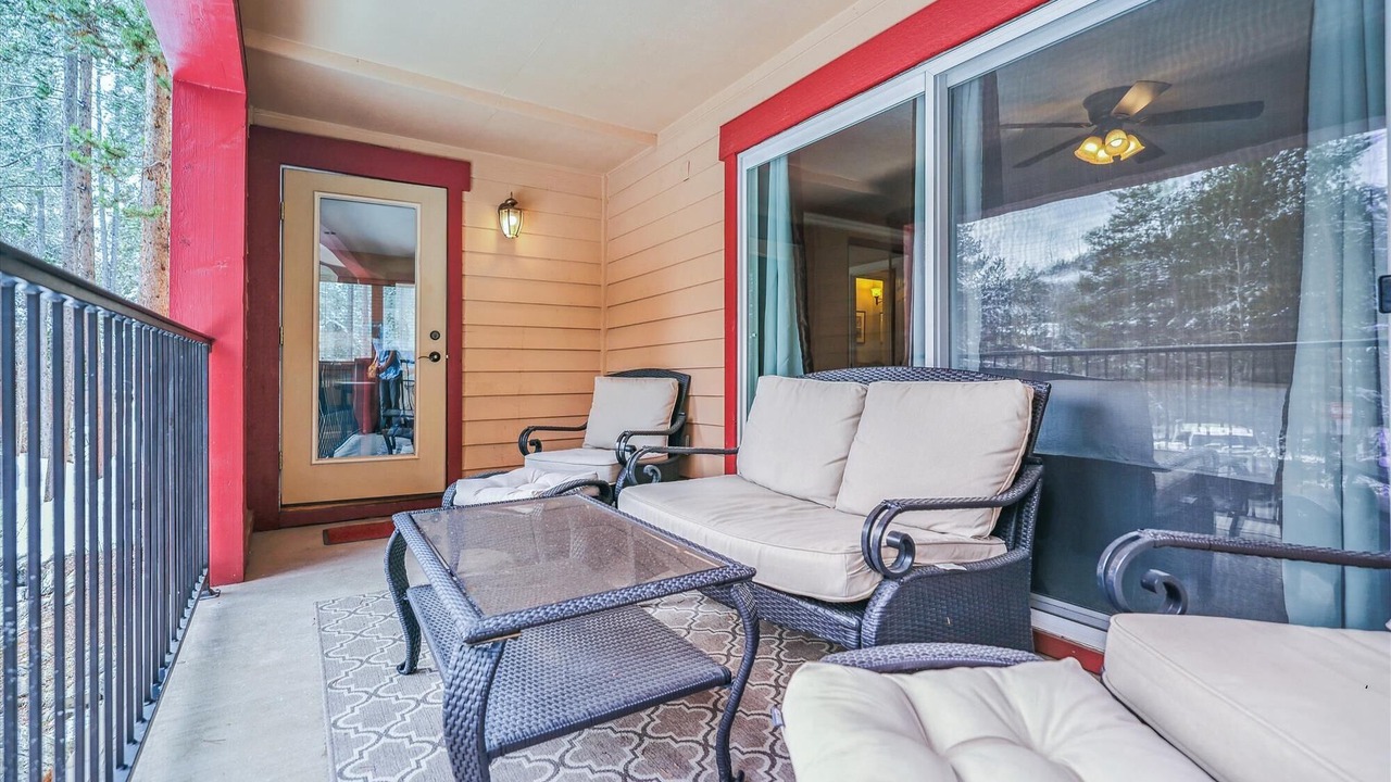 Photo of Patio Balcony in Peak 9