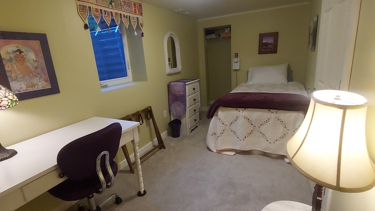 Photo of Bedroom in East Central