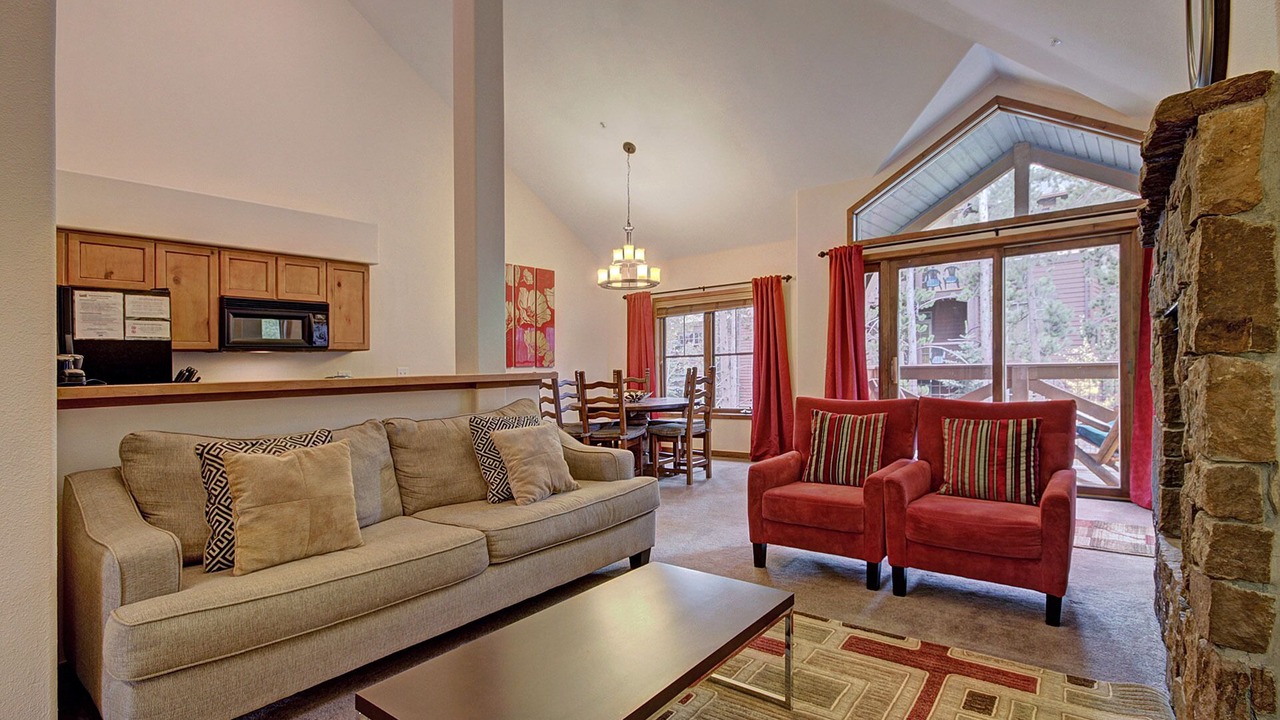 Photo of Livingroom in Four O'Clock