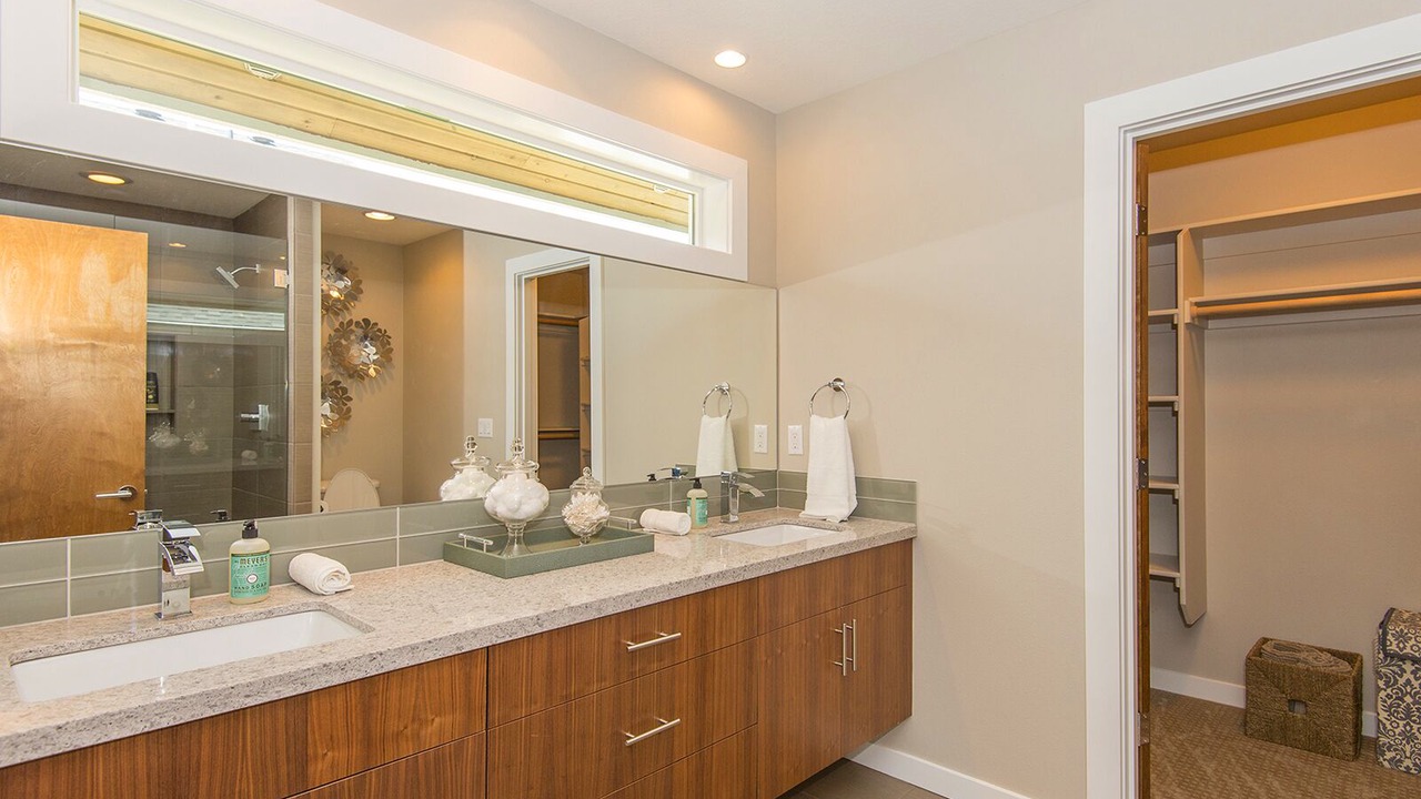 Photo of Bathroom in Mississippi District