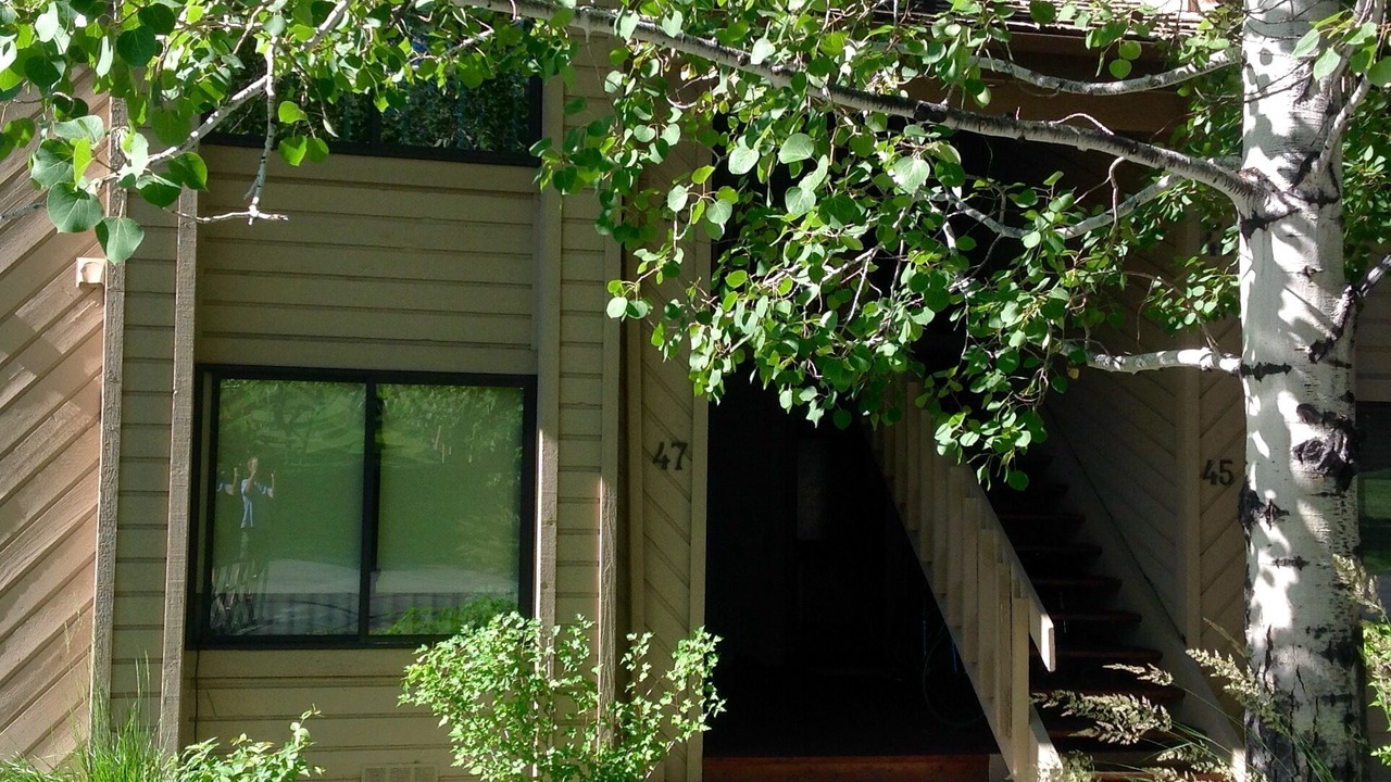 Photo of Outdoor in Elkhorn Village