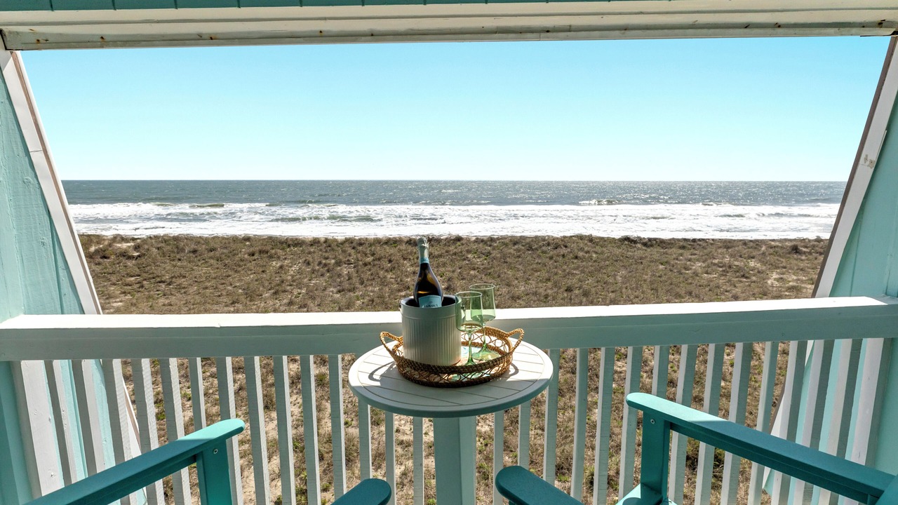 Photo of Patio Balcony in North Carolina Coast