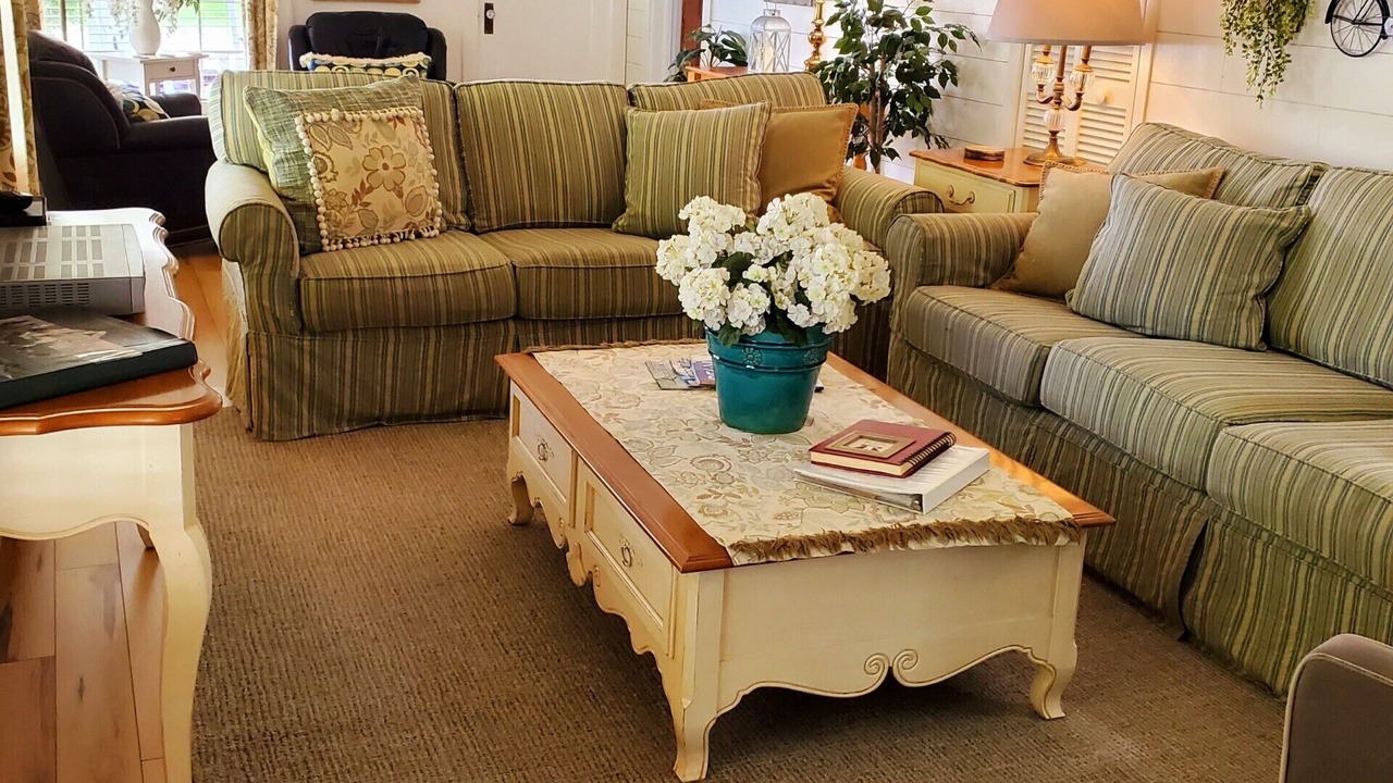 Photo of Livingroom in Sandpoint
