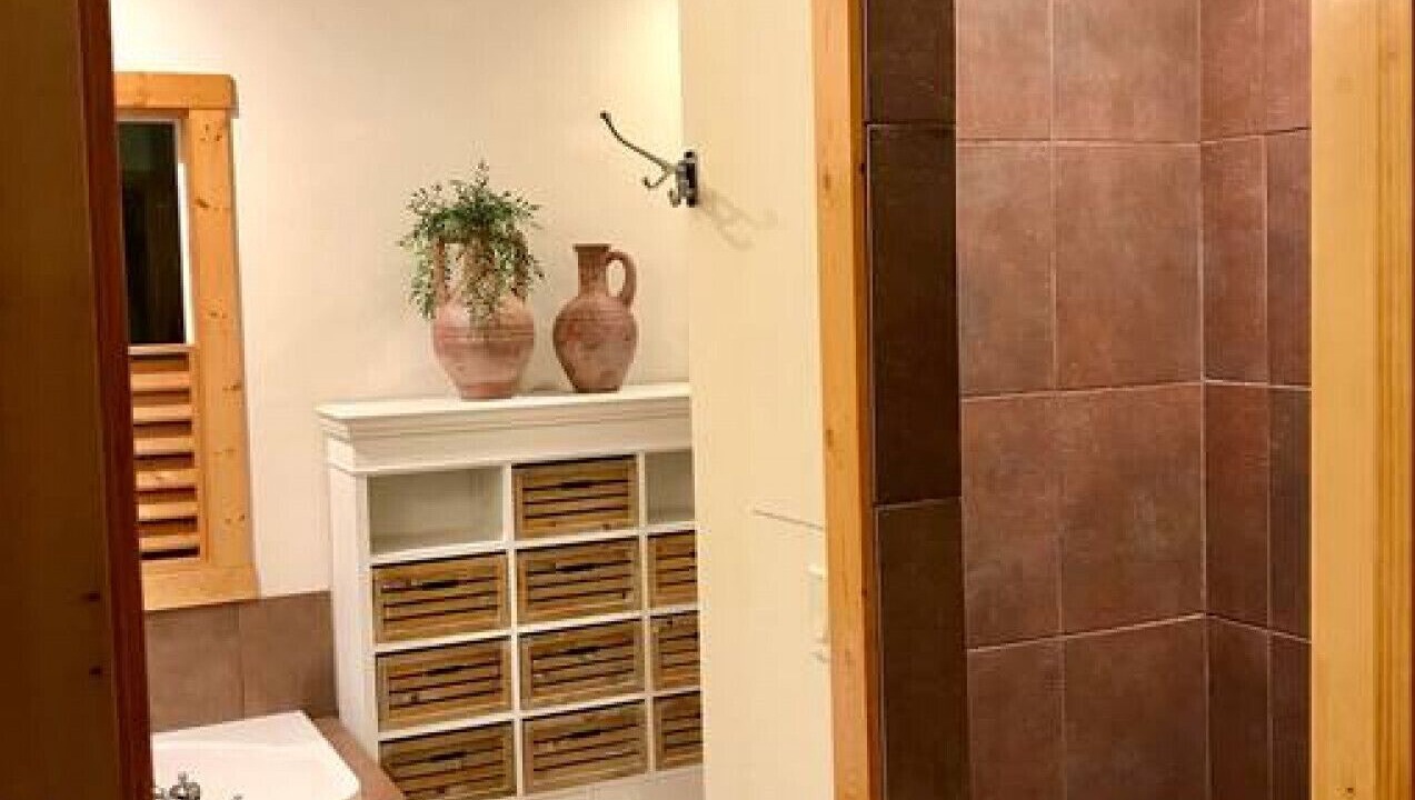 Photo of Bathroom in Brookdale Meadows