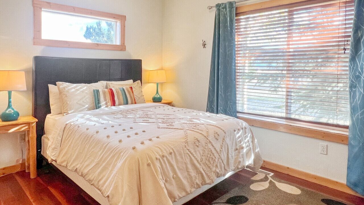 Photo of Bedroom in Brookdale Meadows