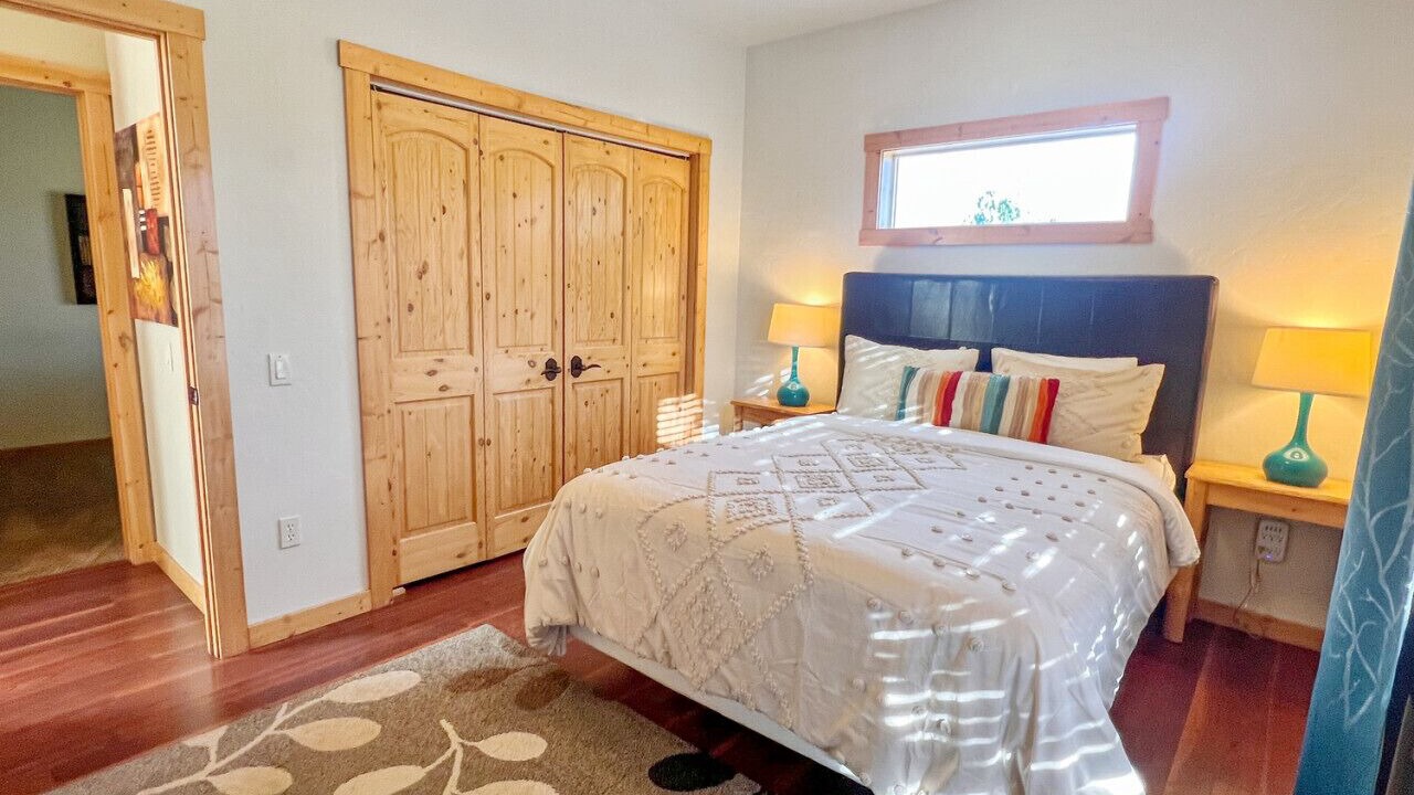 Photo of Bedroom in Brookdale Meadows