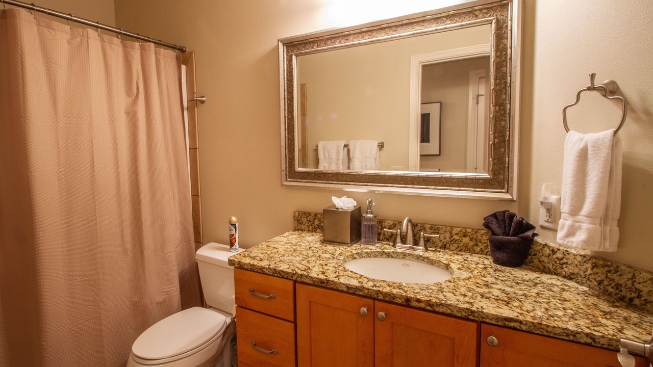 Photo of Bathroom in Leavenworth