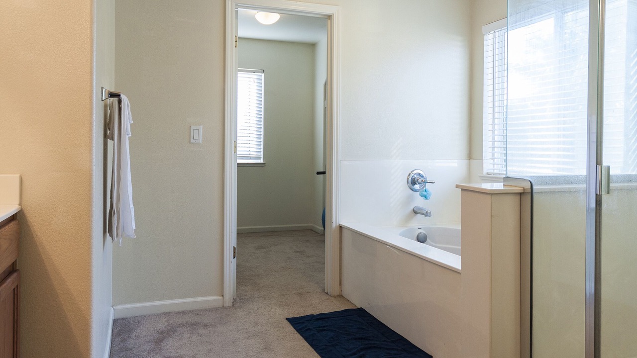 Photo of Bathroom in Roosevelt