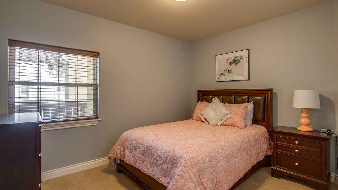 Photo of Bedroom in Leavenworth