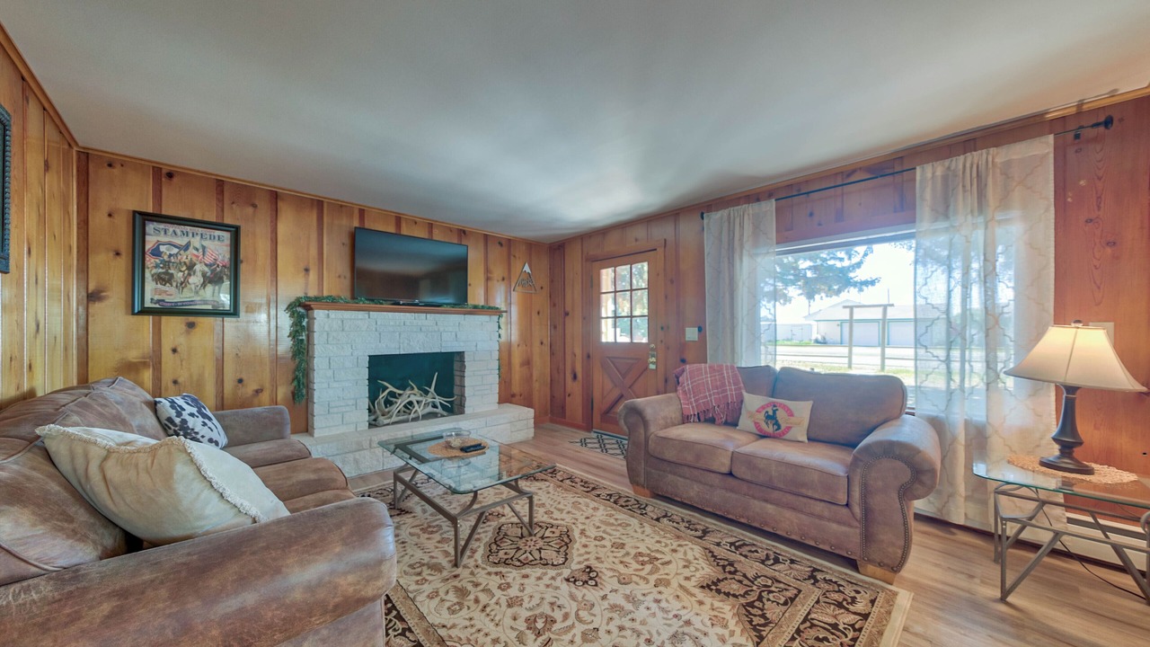 Photo of Livingroom in Cody