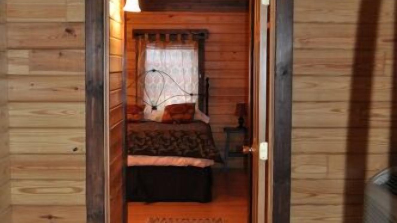 Photo of Bedroom in Gardiner
