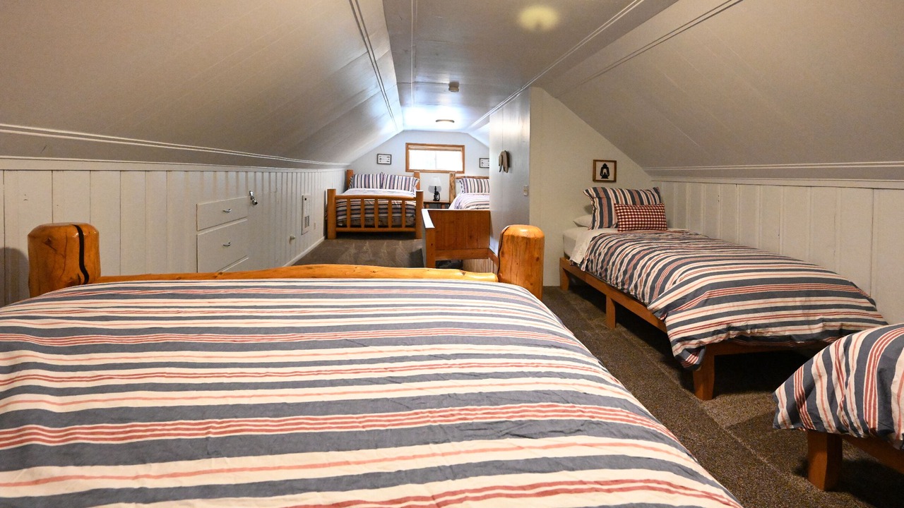 Photo of Bedroom in Island Park