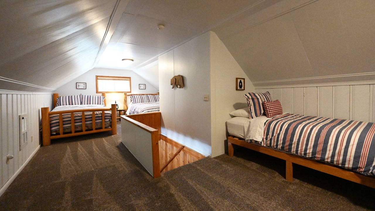 Photo of Bedroom in Island Park