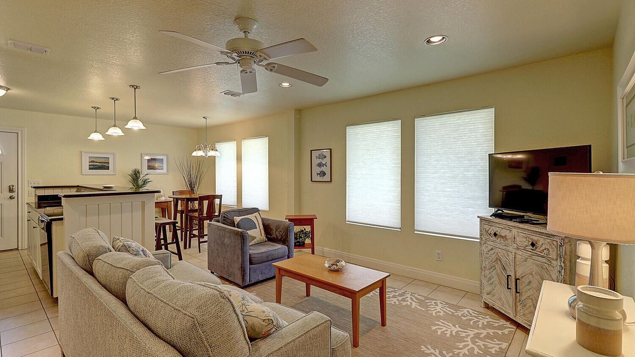 Photo of Livingroom in Safe Harbor