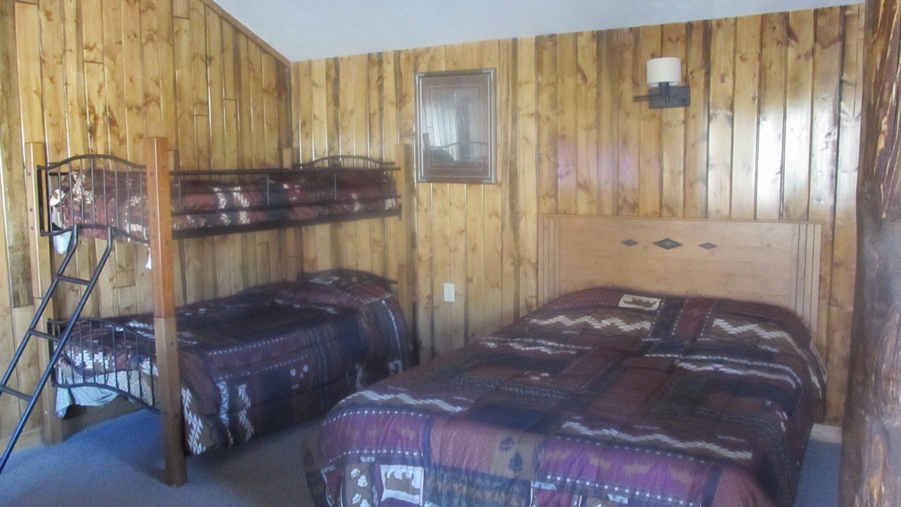 Photo of Others in Wapiti