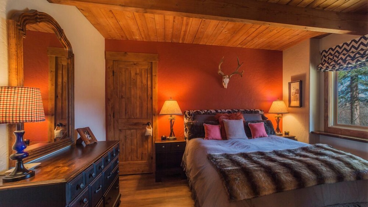 Photo of Bedroom in Blue River