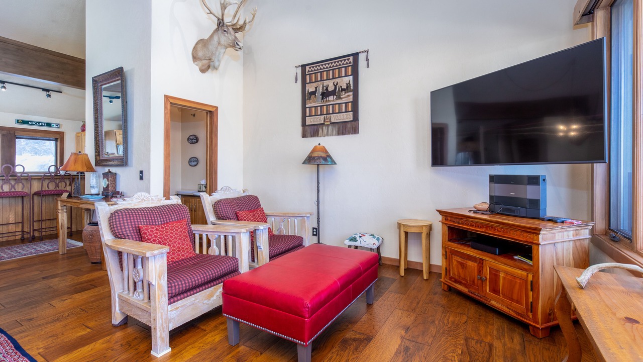 Photo of Livingroom in Deer Valley