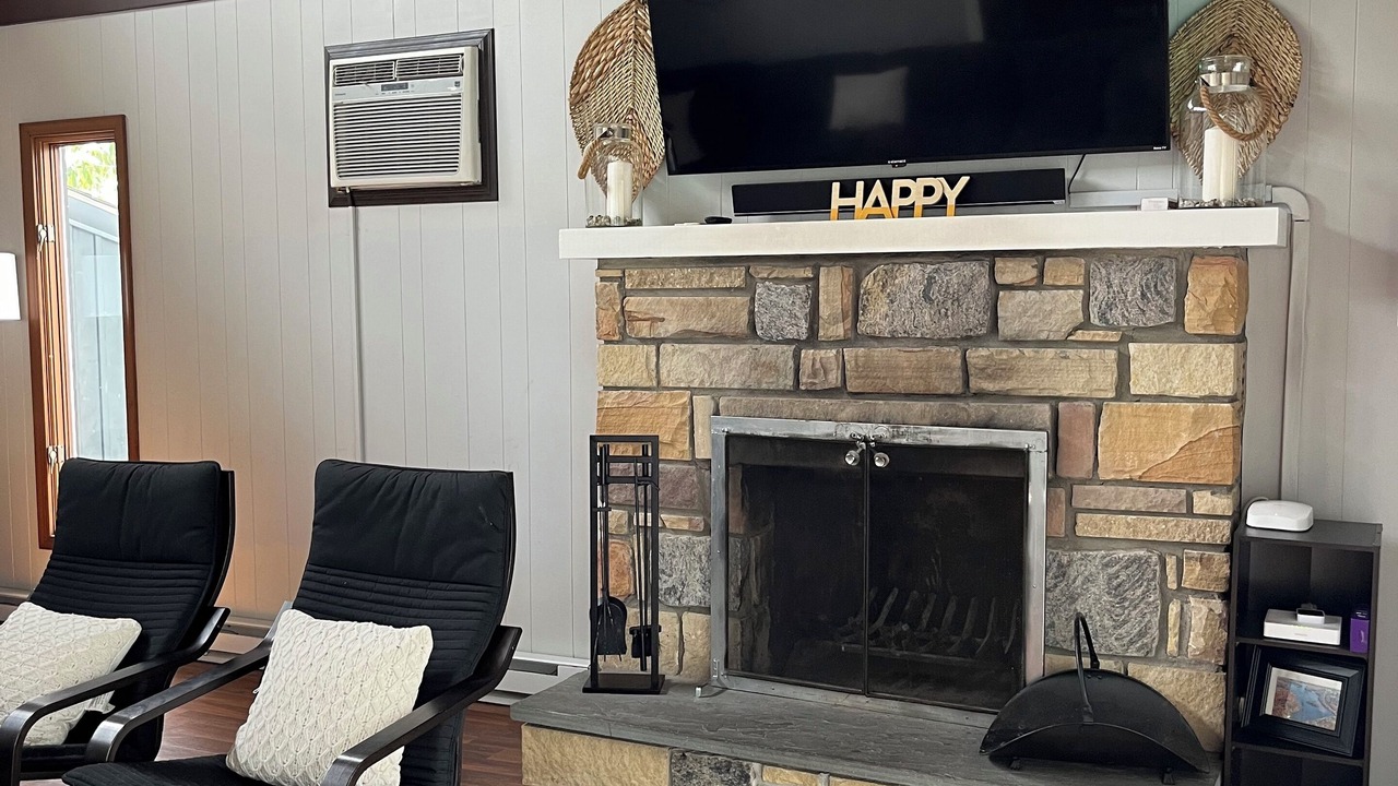 Photo of Livingroom in Pocono Pines