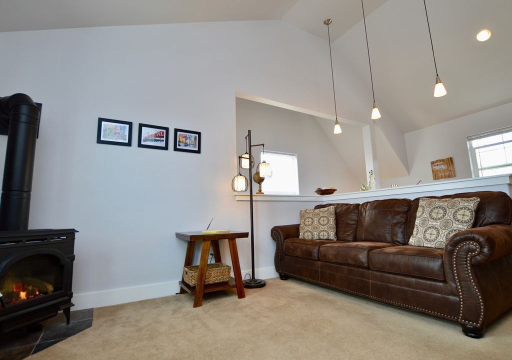 Photo of Livingroom in Valley West