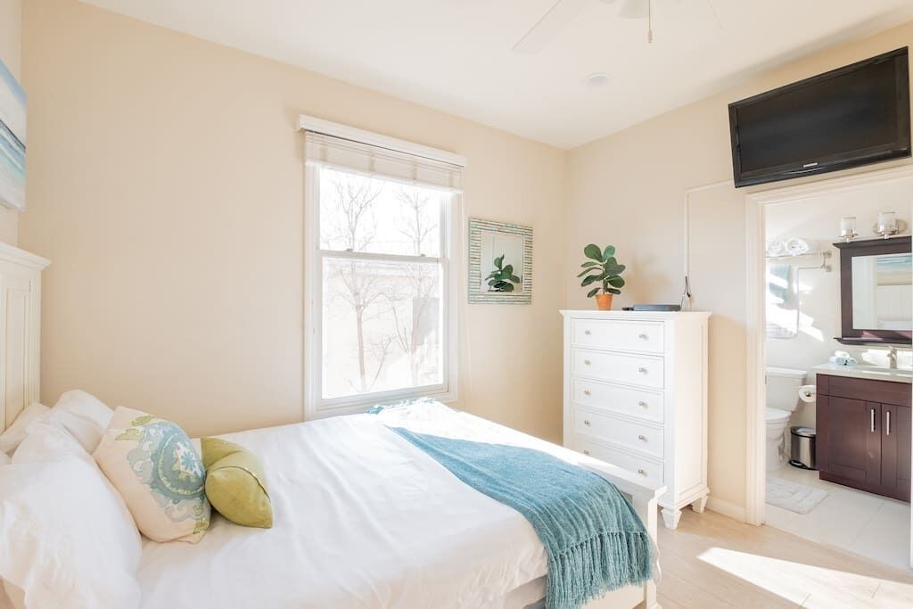 Photo of Bedroom in Crown Point