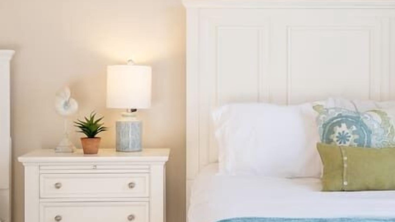 Photo of Bedroom in Crown Point