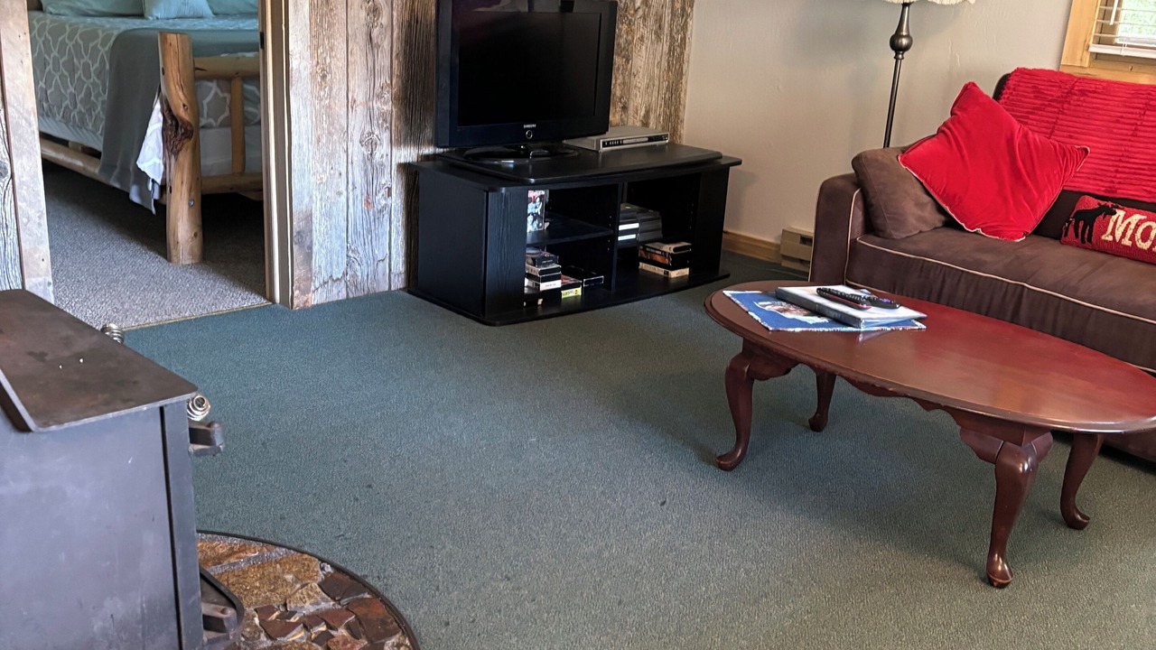 Photo of Livingroom in Lolo