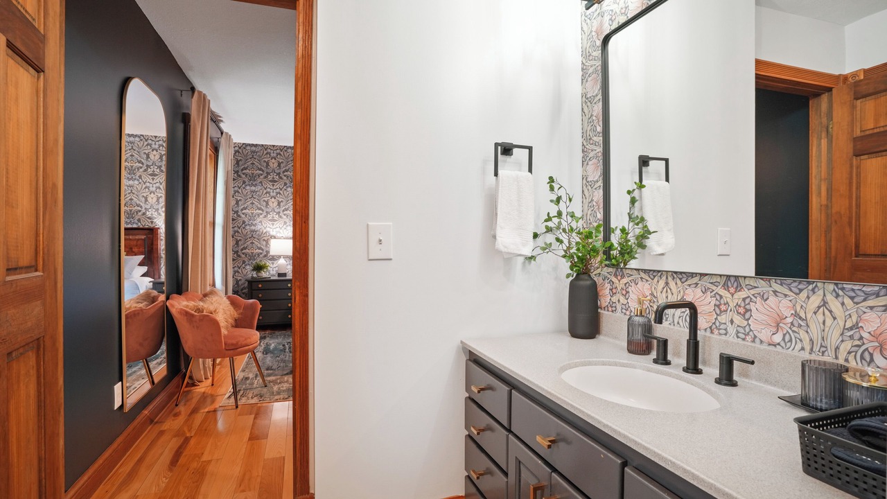 Photo of Bathroom in Laurelville