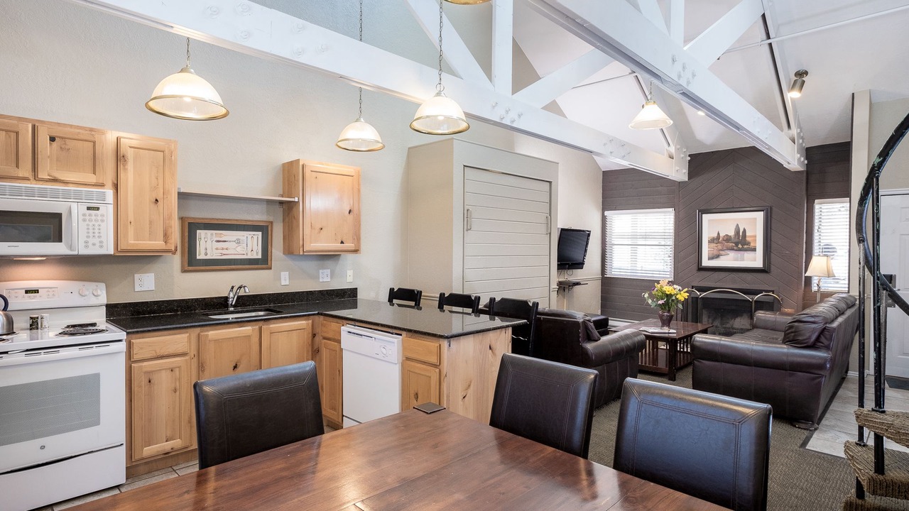 Photo of Livingroom in North Park City