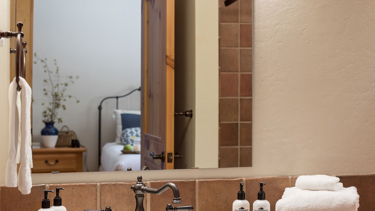Photo of Bathroom in Granite Ridge