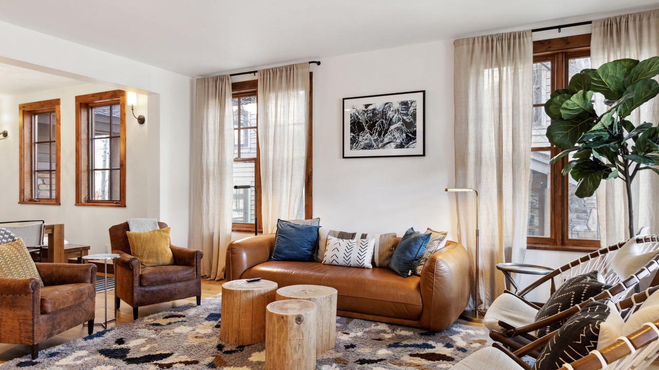 Photo of Livingroom in Jackson