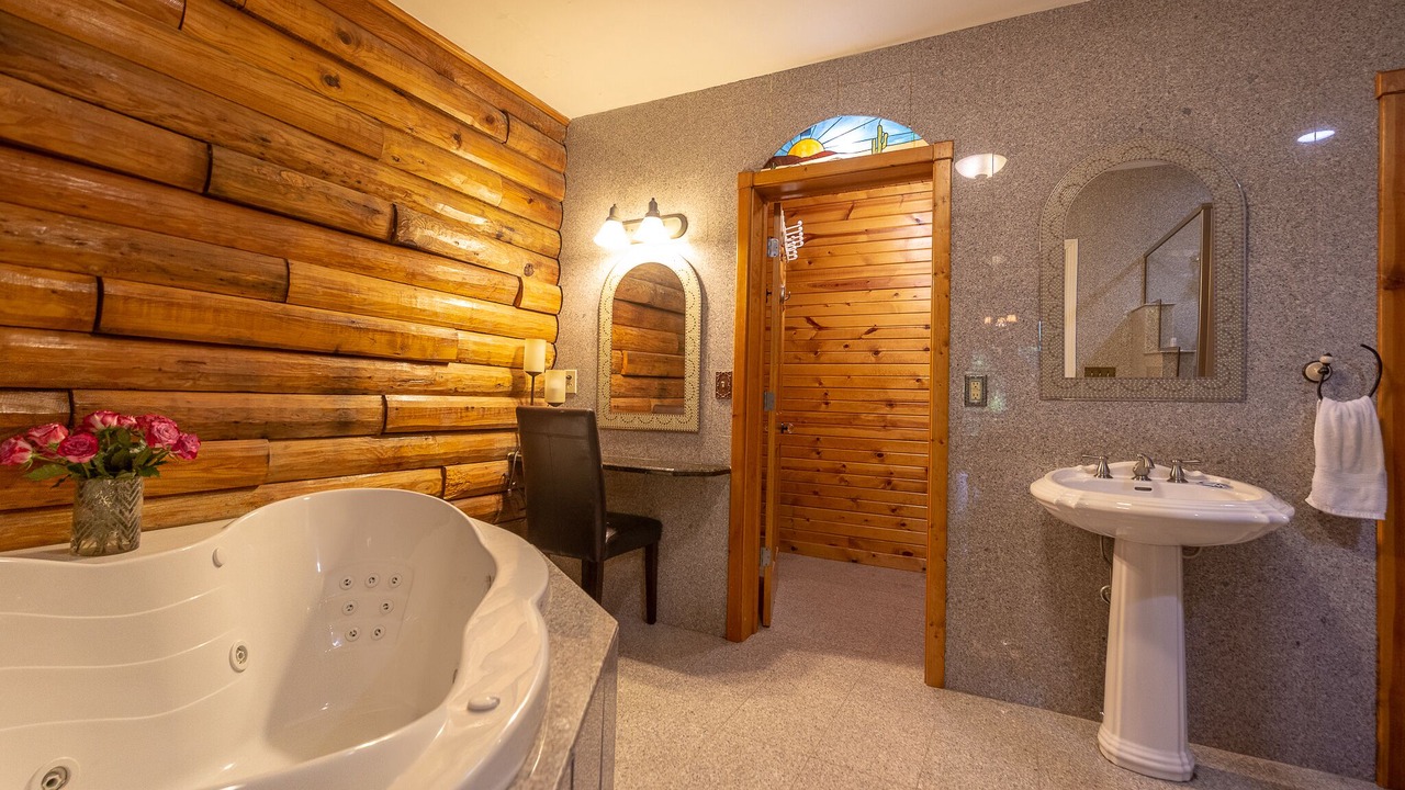 Photo of Bathroom in Henryville
