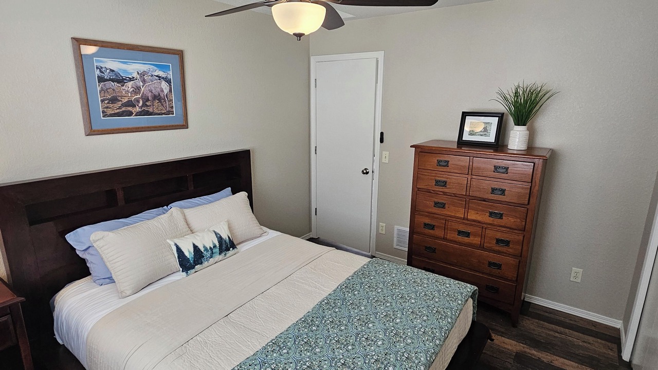 Photo of Bedroom in Gardiner