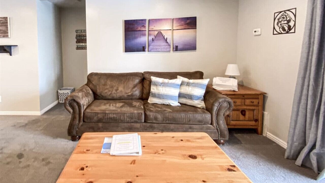 Photo of Bedroom in Harbor Village