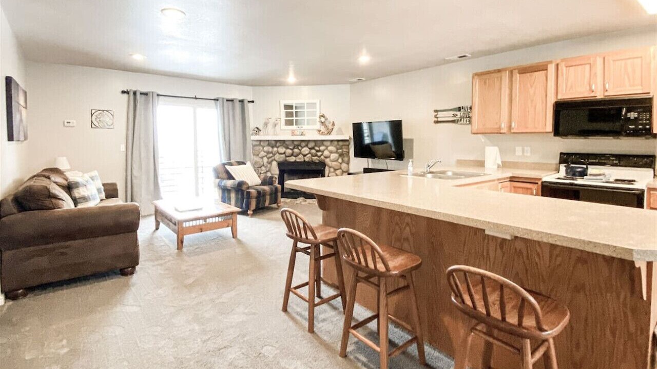 Photo of Bedroom in Harbor Village