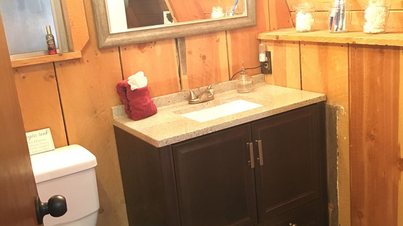 Photo of Bathroom in Meadow View Heights