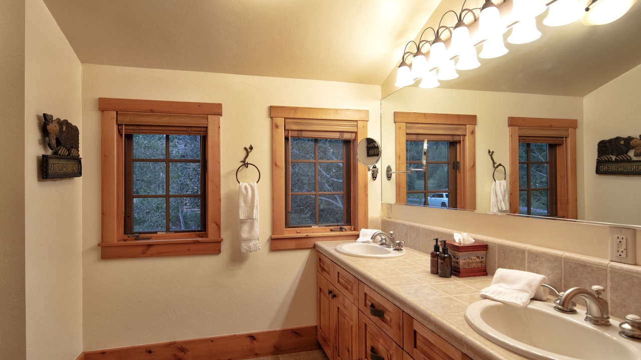 Photo of Bathroom in Victor