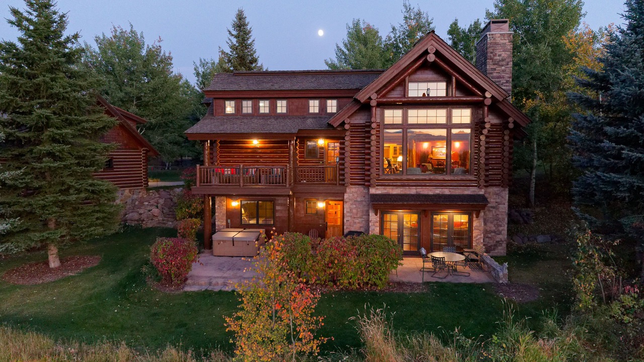 Photo of Outdoor in Victor