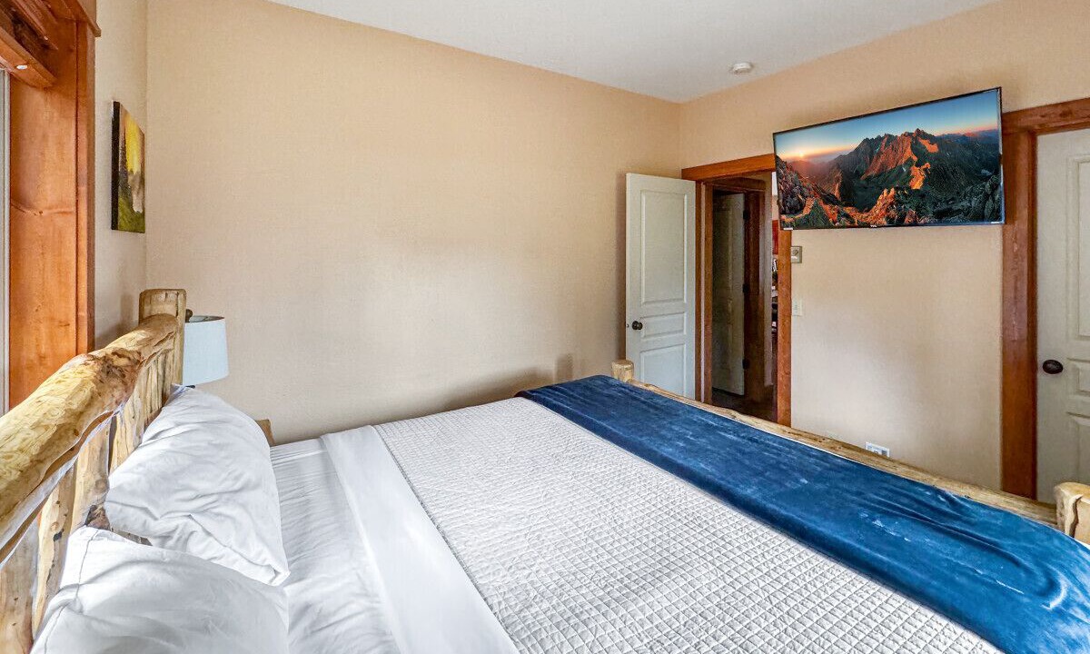 Photo of Bedroom in McCall