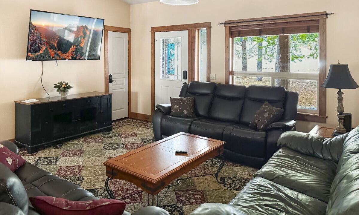 Photo of Livingroom in McCall