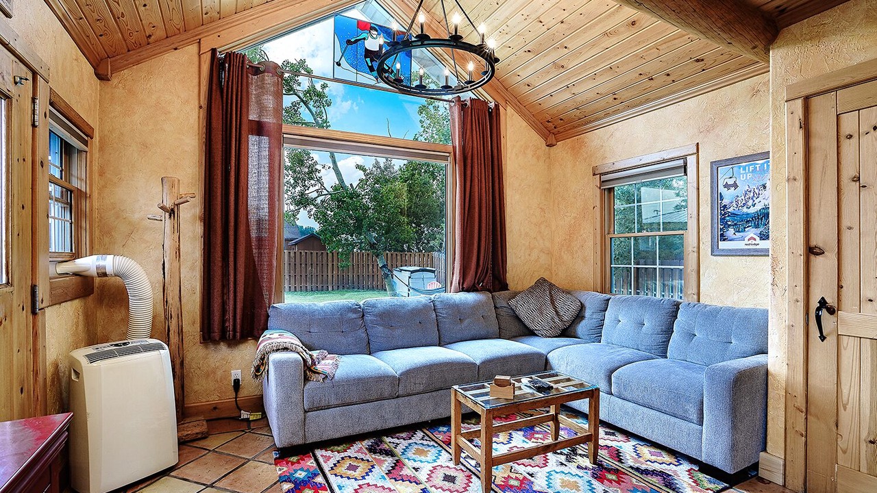 Photo of Livingroom in Red Lodge
