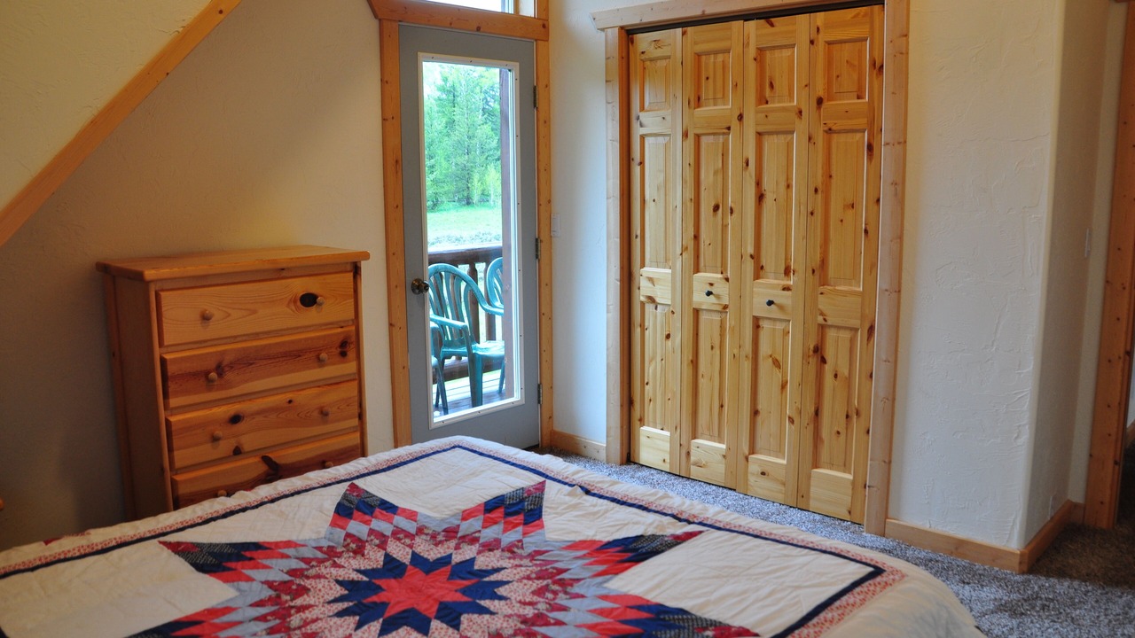 Photo of Bedroom in Island Park