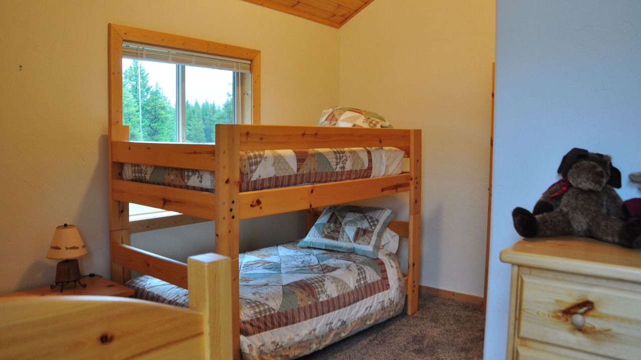 Photo of Bedroom in Island Park