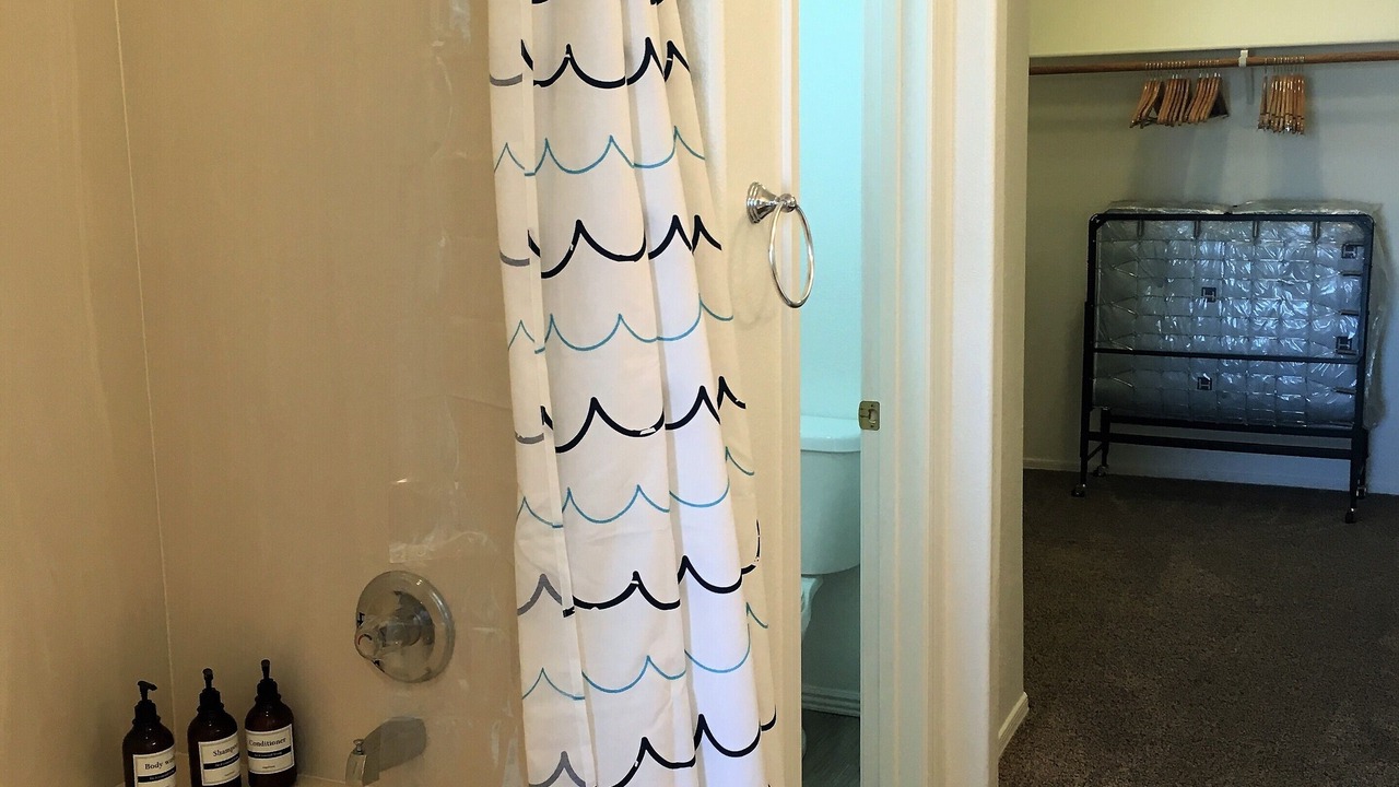 Photo of Bathroom in Greenehaven