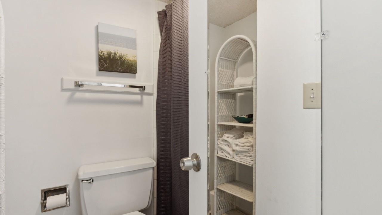 Photo of Bathroom in Fernandina Beach