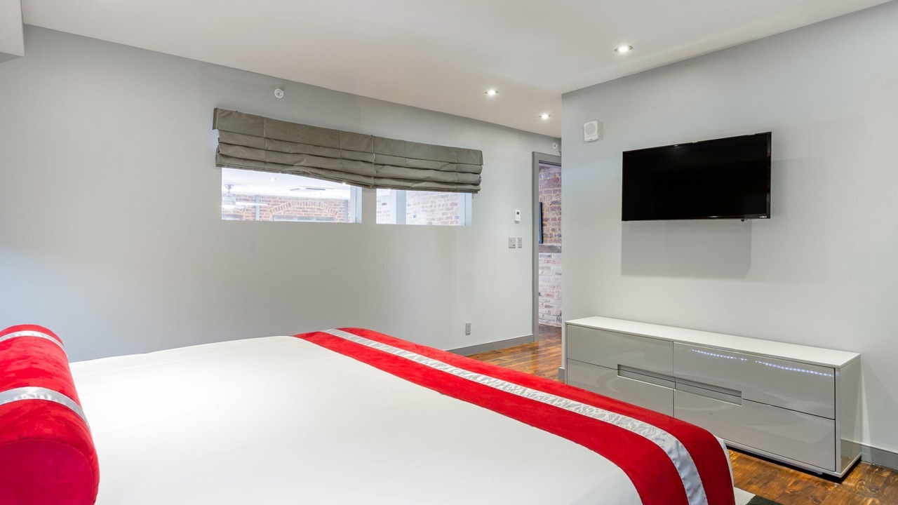 Photo of Bedroom in Central Business District