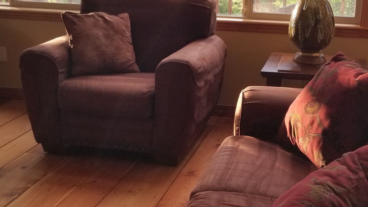 Photo of Livingroom in West Glacier