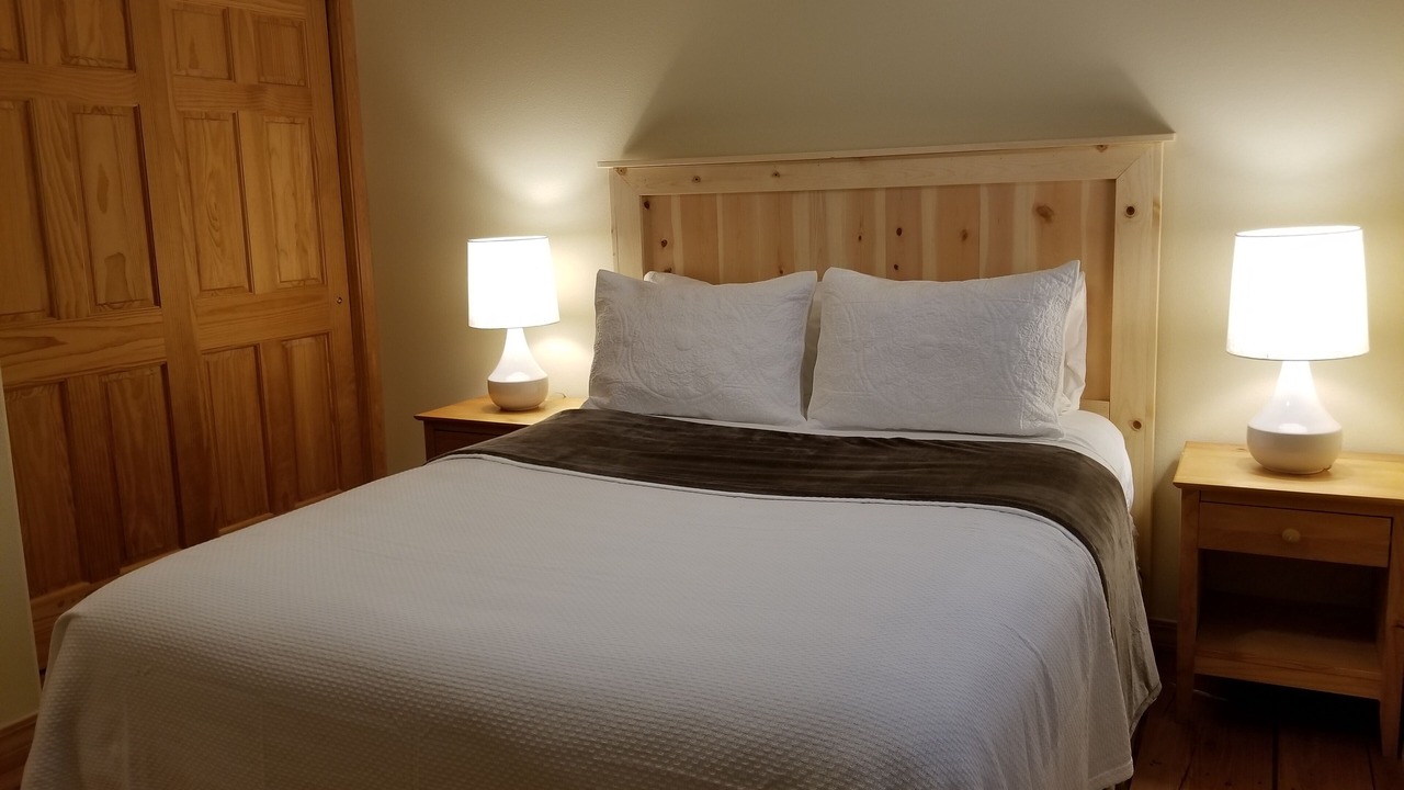 Photo of Bedroom in West Glacier