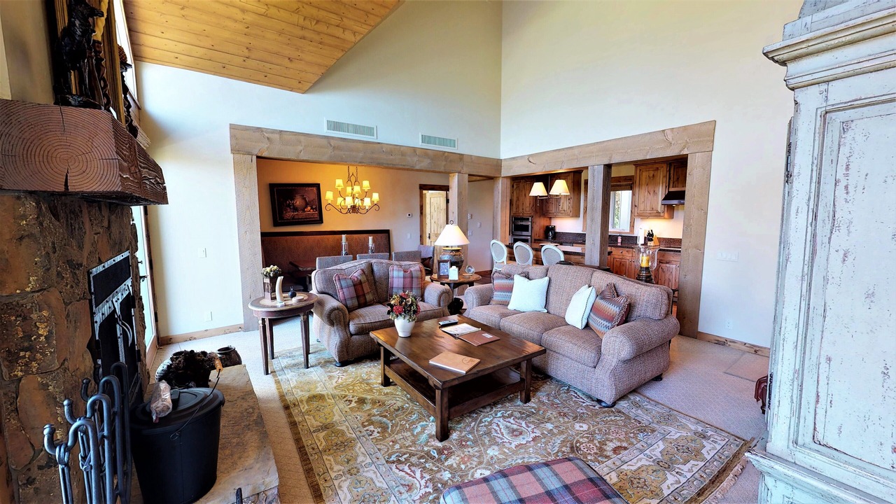 Photo of Bedroom in Teton Pines