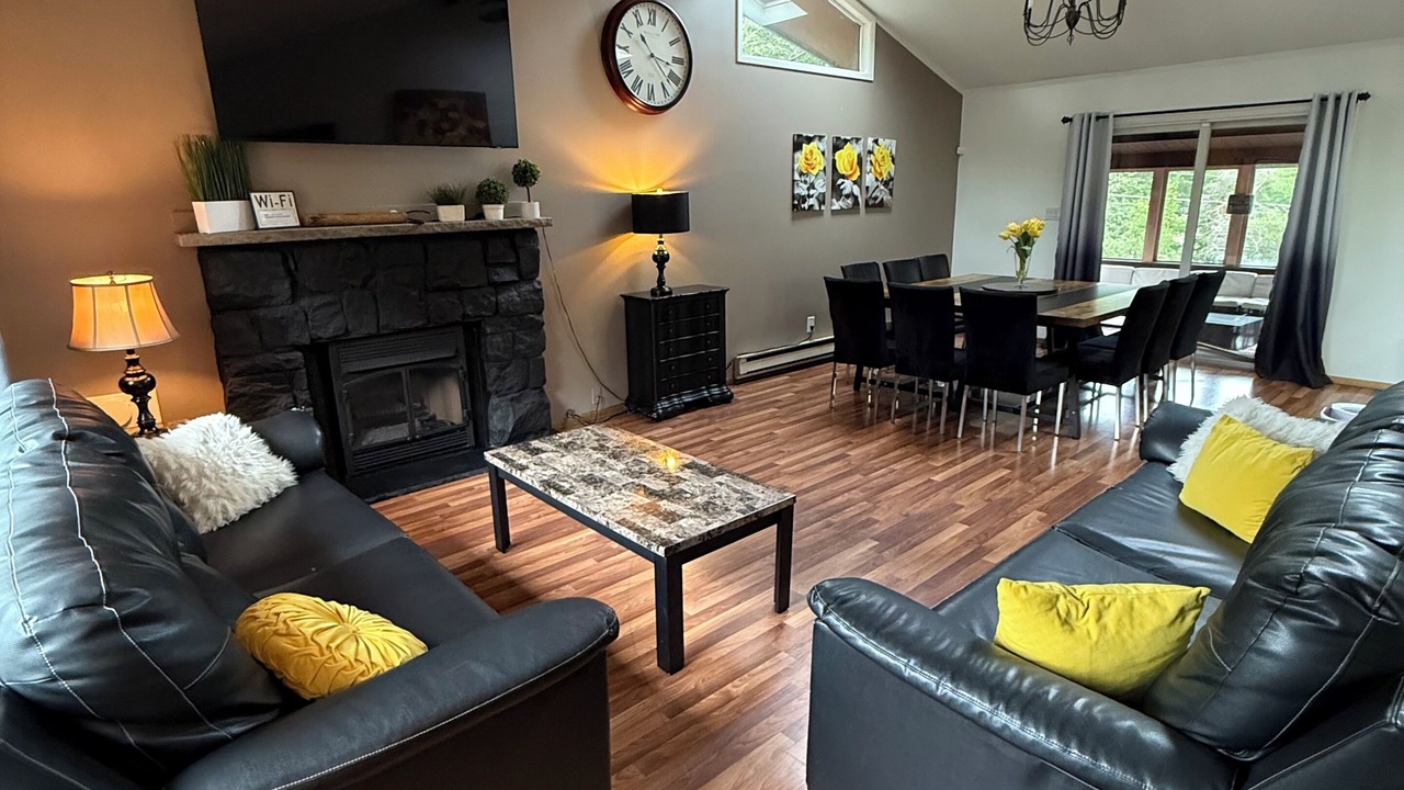 Photo of Livingroom in Long Pond