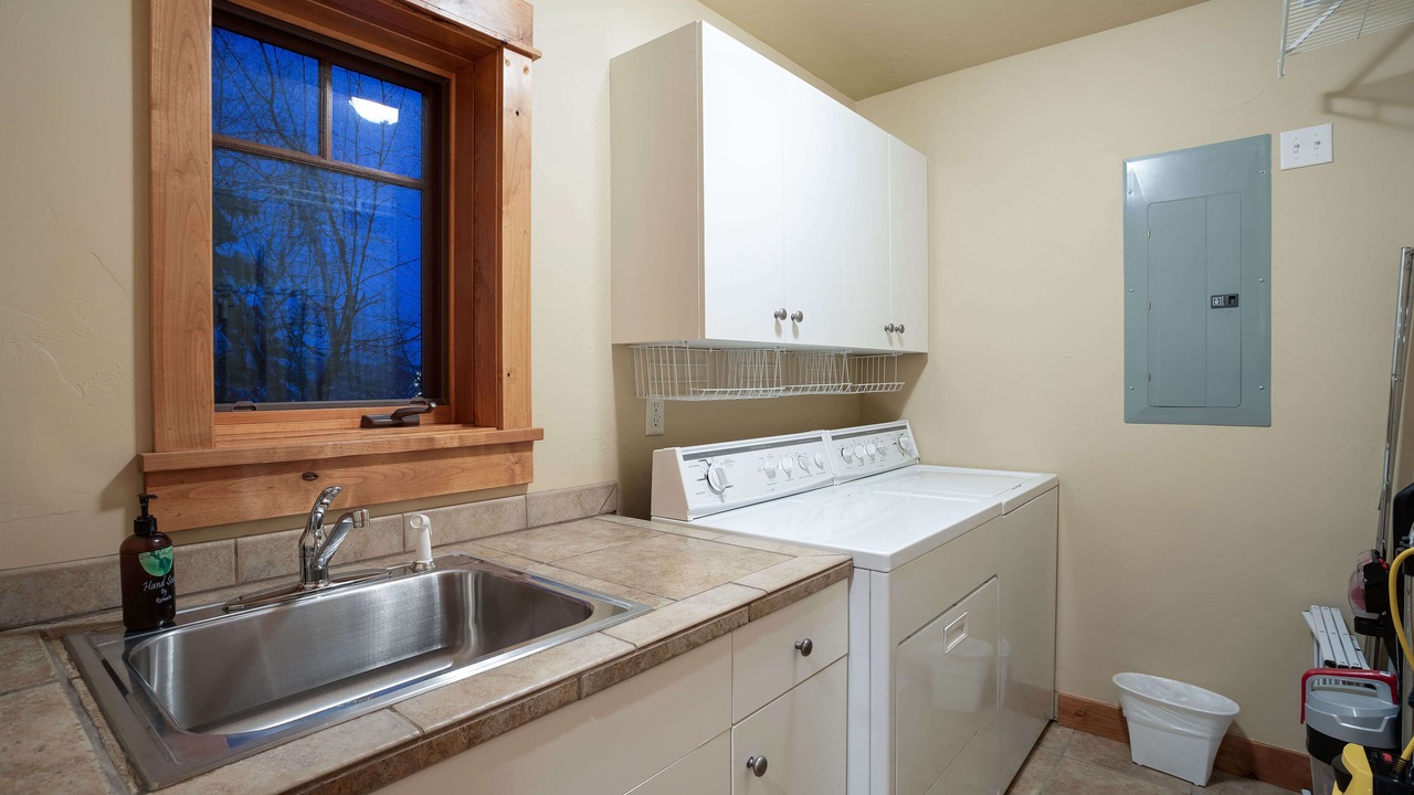 Photo of Bedroom in Fairway Meadows